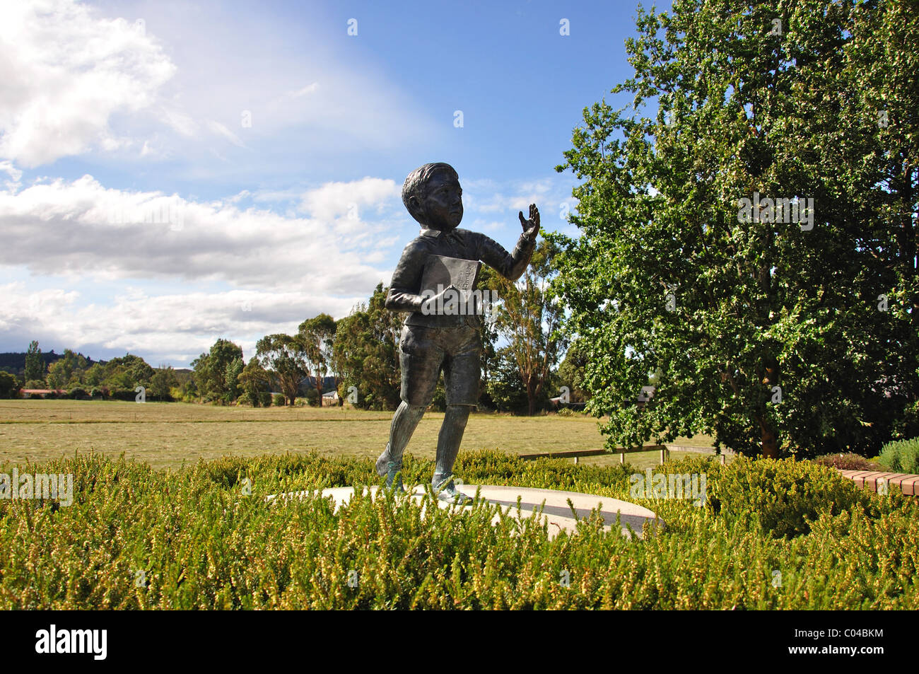 Statue de Ernest Rutherford à berceau, Memorial Brightwater, près de Nelson, région de Tasmanie, île du Sud, Nouvelle-Zélande Banque D'Images