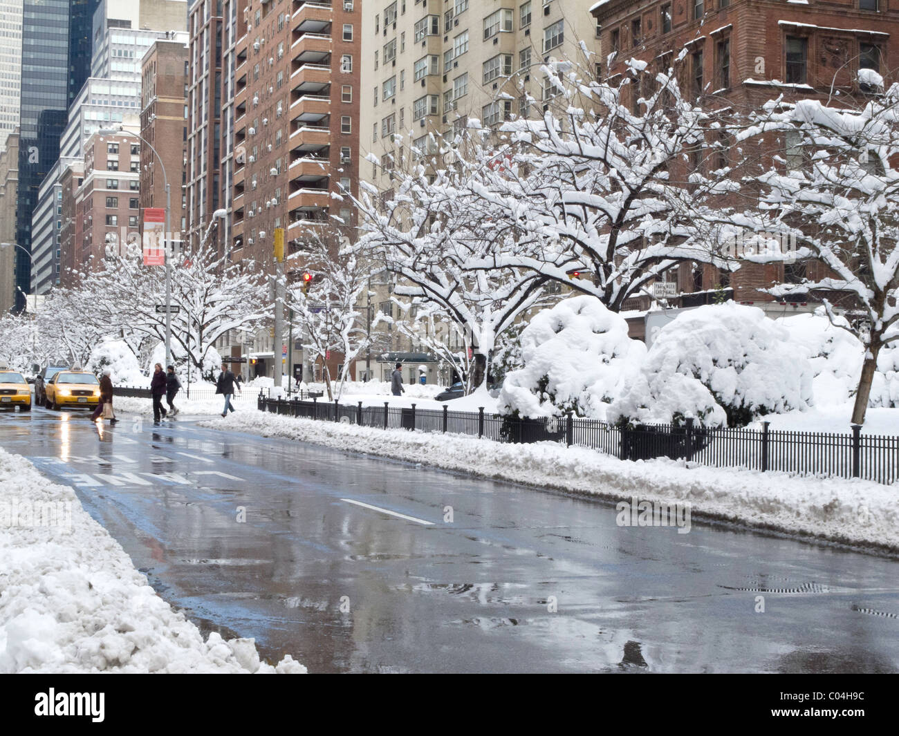 Tempête de neige, Park Avenue, quartier historique de Murray Hill, New York, États-Unis 2011 Banque D'Images