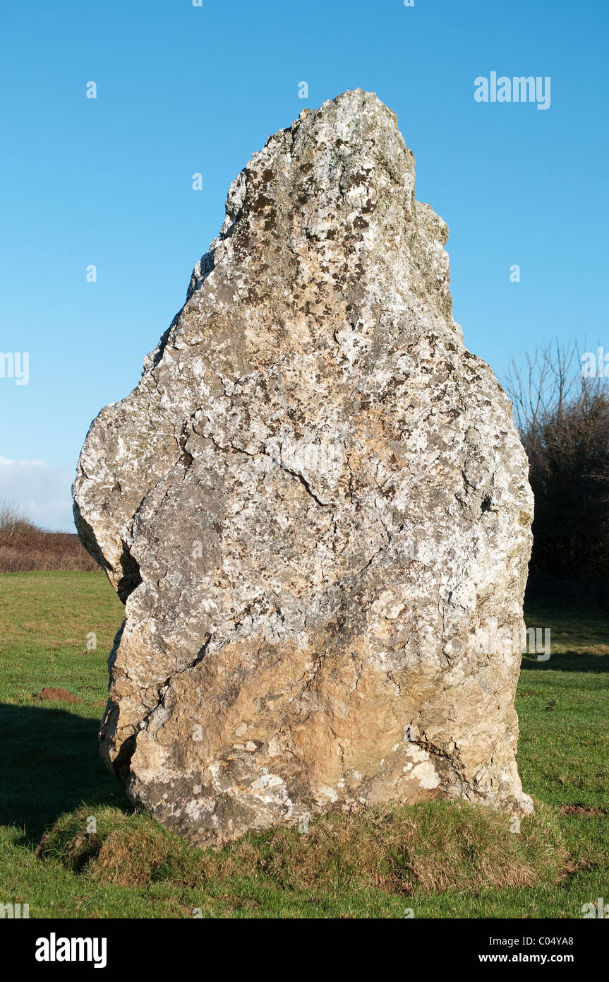 La plus grande pierre dans le cercle de pierres duloe ' ' duloe, Cornwall, uk Banque D'Images
