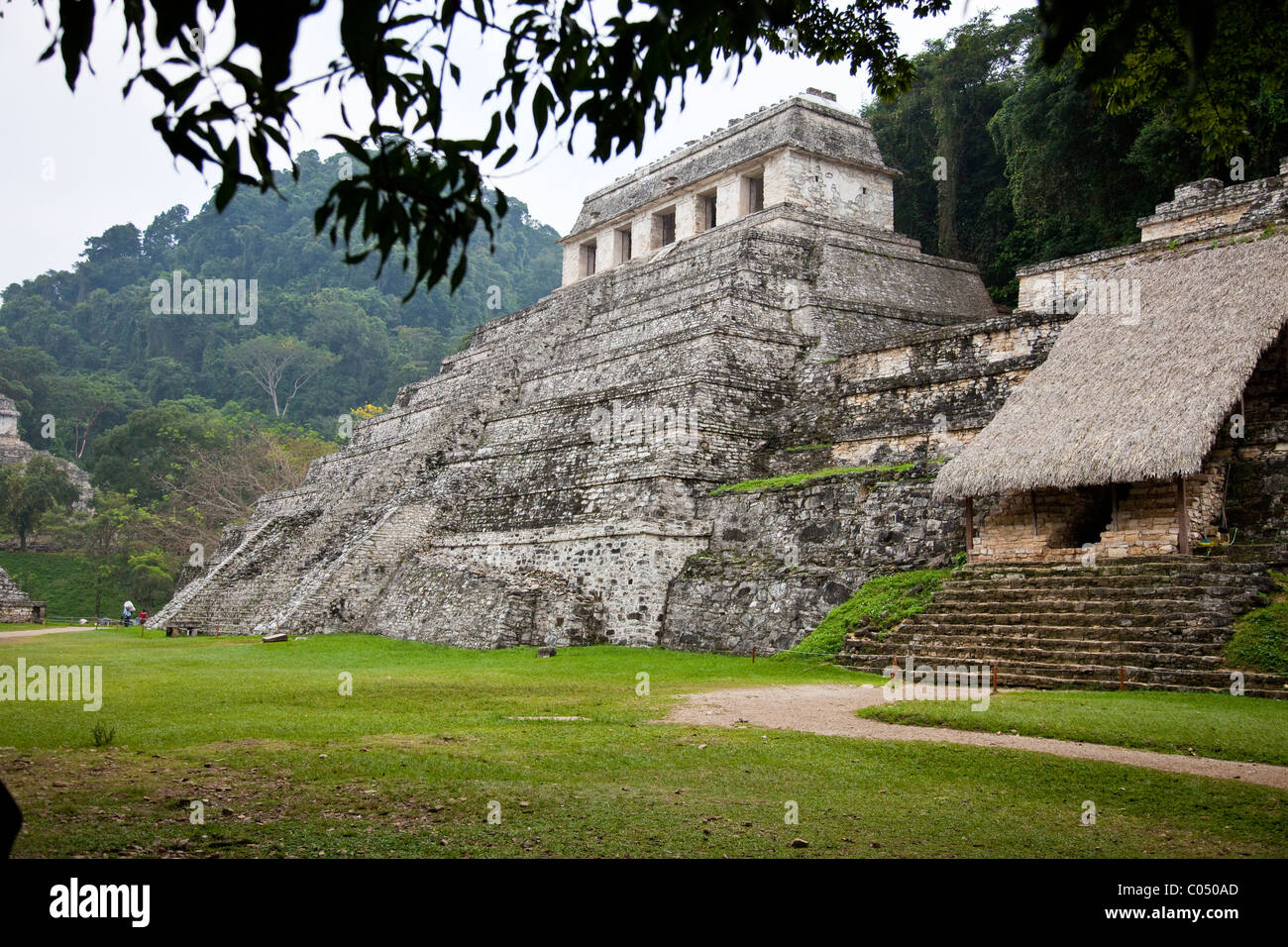 Temple des Inscriptions ou Templo de Inscripciones, Palenque, Chiapas, Mexique Banque D'Images
