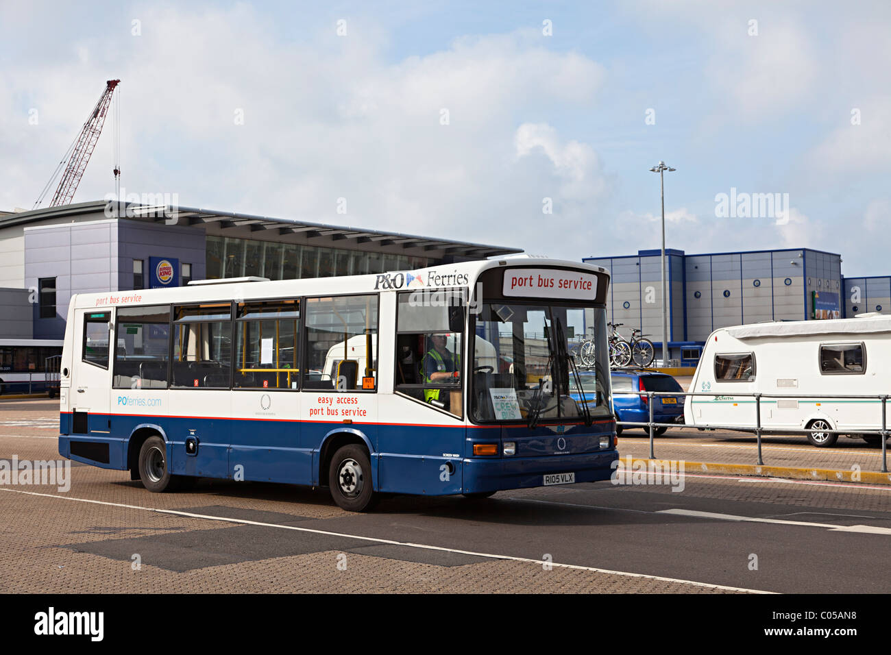 P&O Ferries transports service de bus Port Dover Kent England UK Banque D'Images