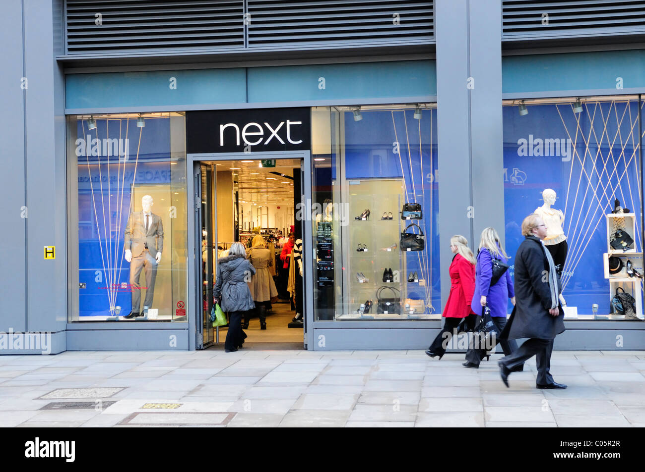 Prochain Magasin de vêtements, Fenchurch Street, London, England, UK Banque D'Images