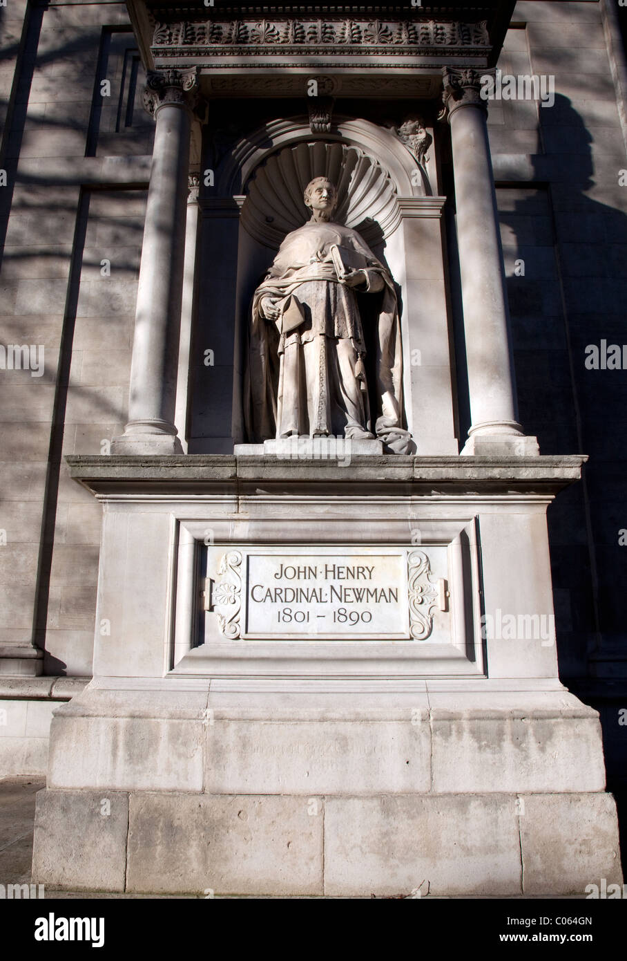 Statue du Cardinal Newman, Brompton Oratory, Londres Banque D'Images