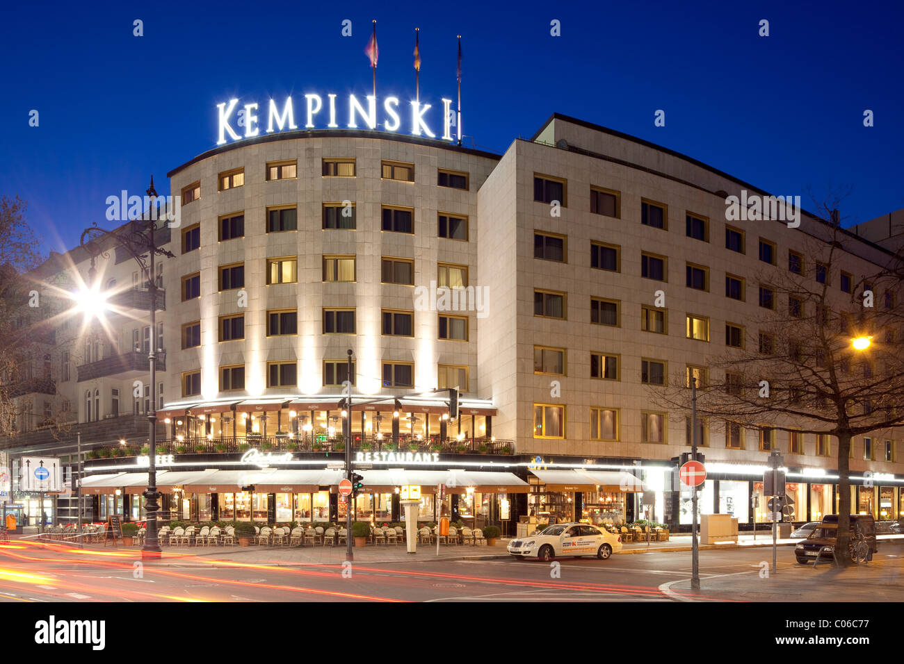 L'Hôtel Kempinski, rue Kurfürstendamm, Charlottenburg, Berlin, Germany, Europe Banque D'Images