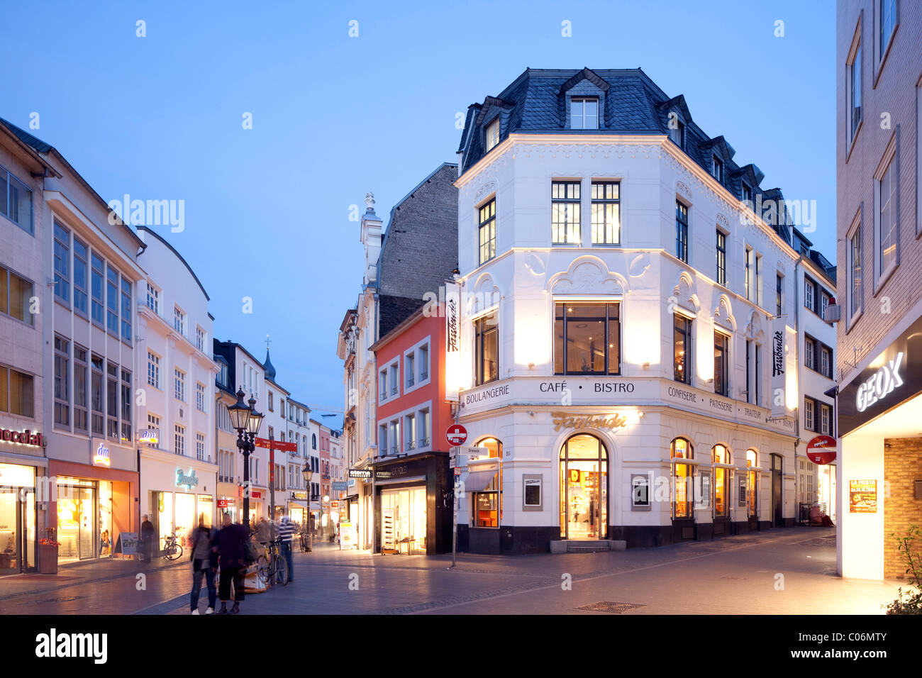 Les entreprises commerciales dans le centre-ville historique, Bonn, Rhénanie du Nord-Westphalie, Allemagne, Europe, Banque D'Images