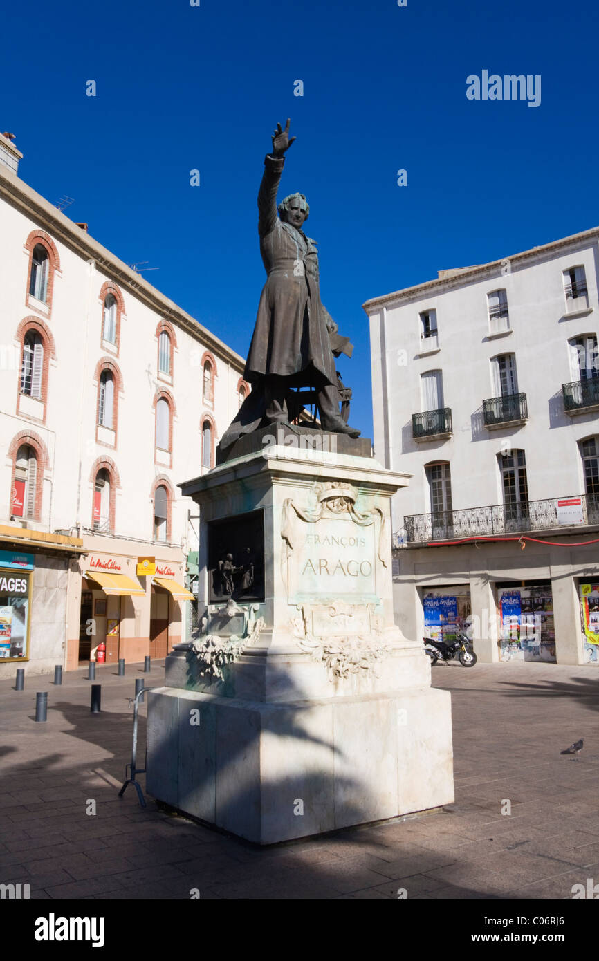 Statue de François Arago, Place Arago, Perpignan, France, Automne 2010 Banque D'Images