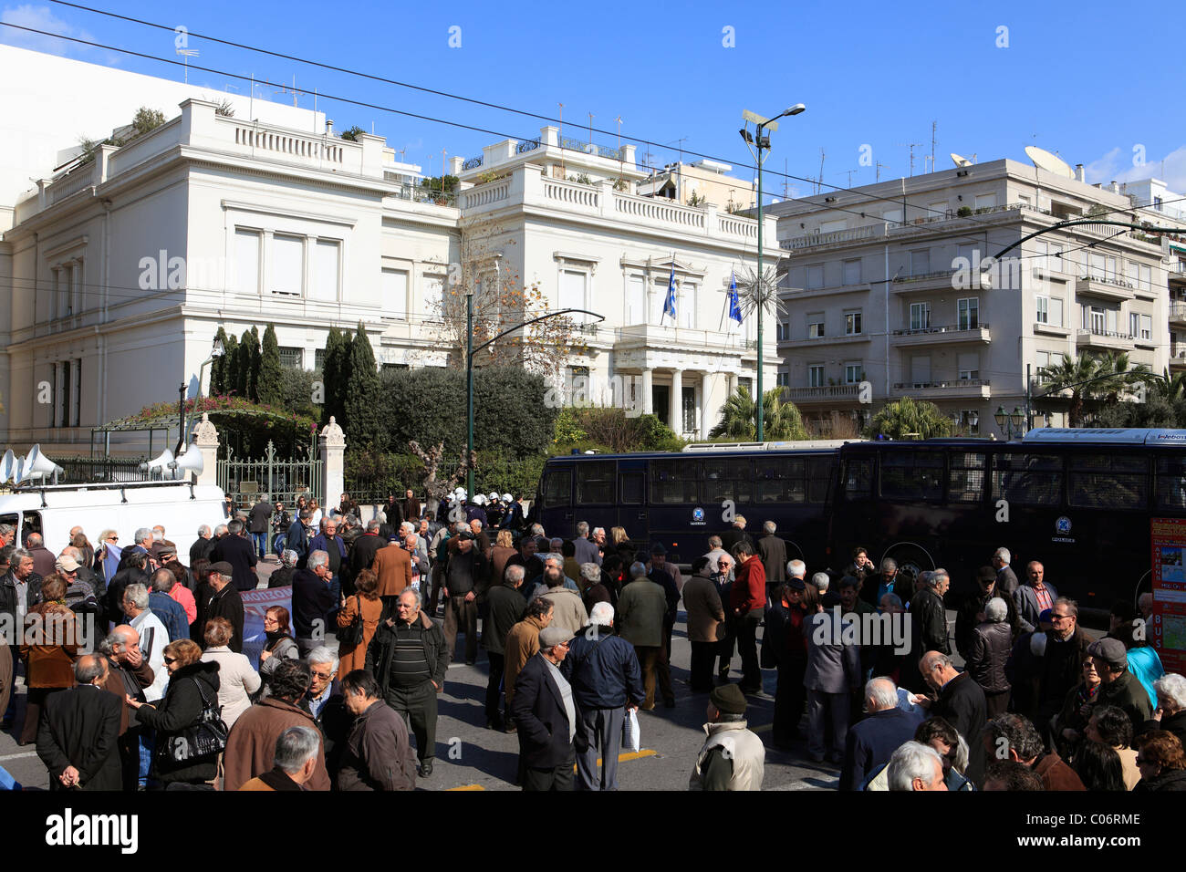 Europe Grèce Athènes la police anti-émeute lors d'un rassemblement anti gouvernement Banque D'Images