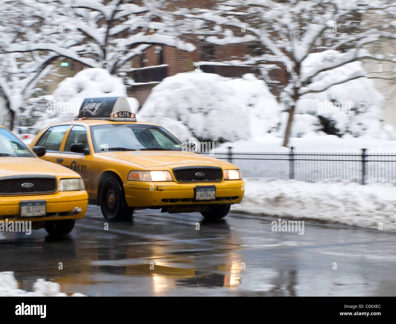 Tempête de neige, Park Avenue, quartier historique de Murray Hill, New York City, États-Unis 2011 Banque D'Images