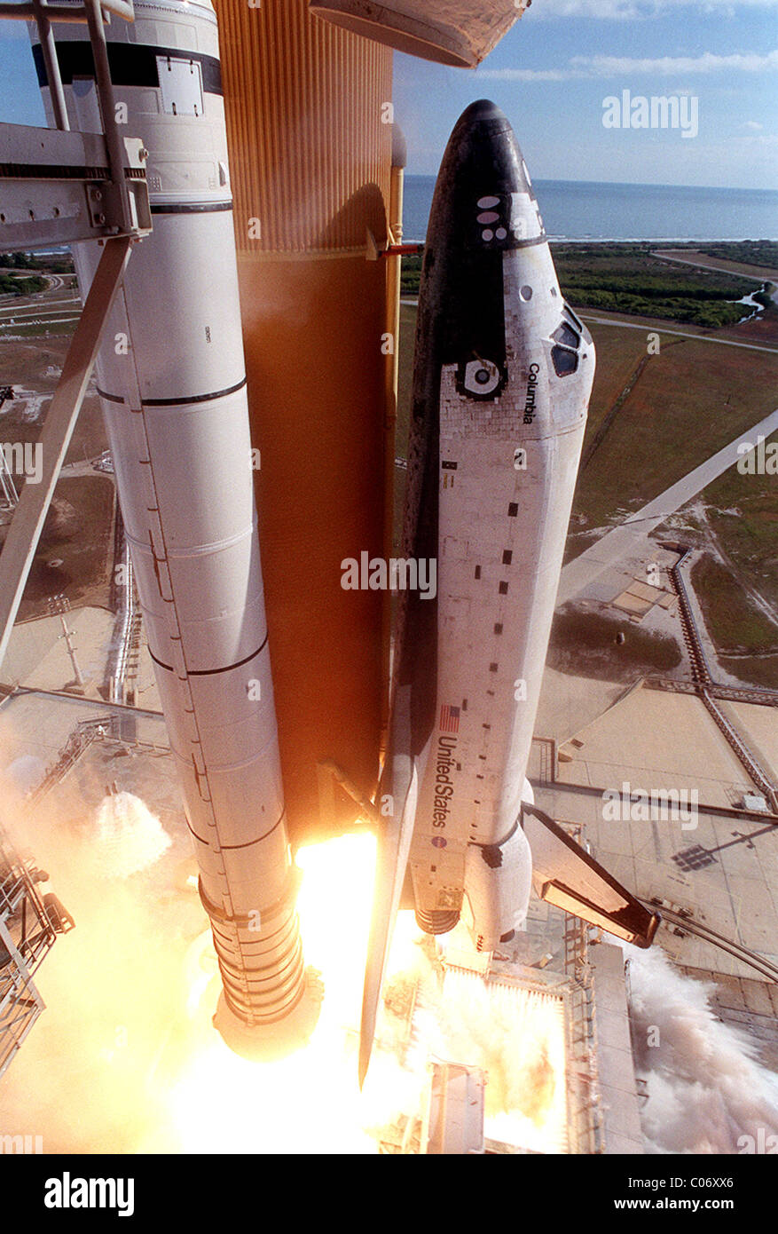 La navette spatiale Columbia sur son lancement final, 2003 Banque D'Images