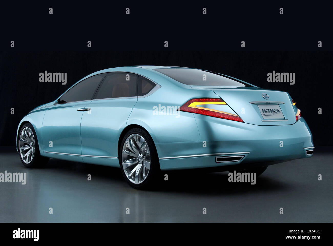 Intima Nissan Nissan concept présentera quatre véhicules qui incorporent des idées nouvelles et stimulantes pour les futurs modèles à la Banque D'Images
