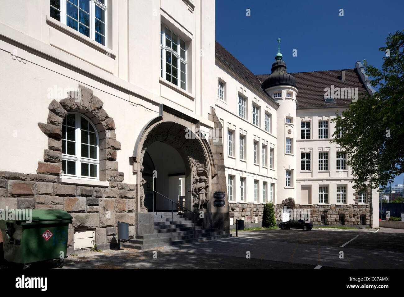 Maison de l'histoire, Luisenschule Essen, Essen, l'école de la région de la Ruhr, en Rhénanie du Nord-Westphalie, Allemagne, Europe Banque D'Images