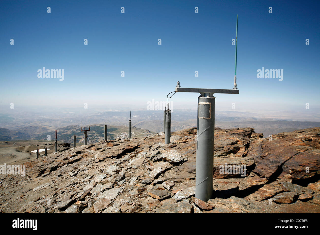 Les stations de surveillance, parc national sierra nevada, Pico del veleta, 3384m, Andalousie, sud de l'Espagne, Europe Banque D'Images