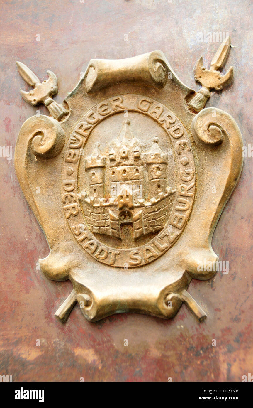 Armoiries de la Garde civile de Salzbourg à l'Hôtel de Ville, Salzburg, Salzbourg, Autriche, Europe Banque D'Images