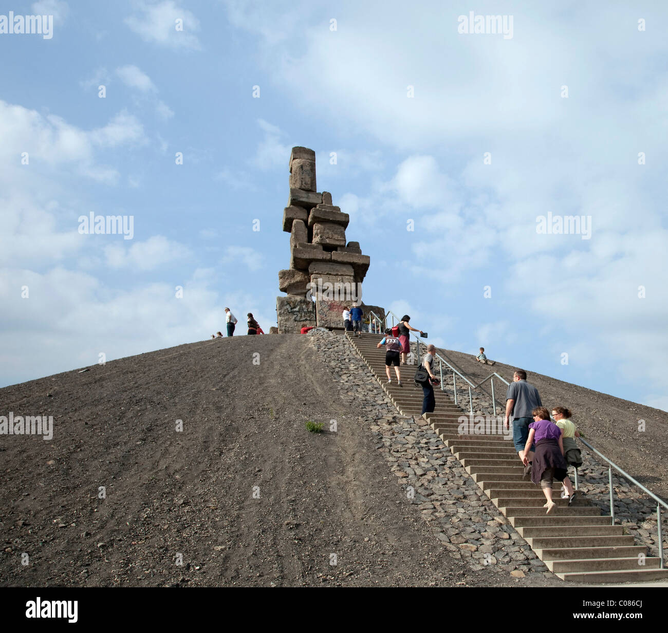 Halde Rheinelbe dump, monument avec sculpture Himmelsleiter ou l'échelle de Jacob, Stairway To Heaven, Gelsenkirchen Banque D'Images