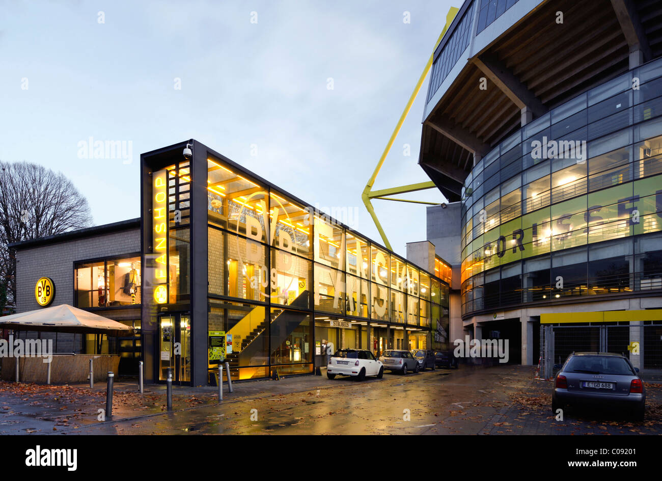 BVB fan shop au Westfalenstadion, stade Signal-Iduna-Park, Borussia Dortmund, Dortmund, région de la Ruhr Banque D'Images