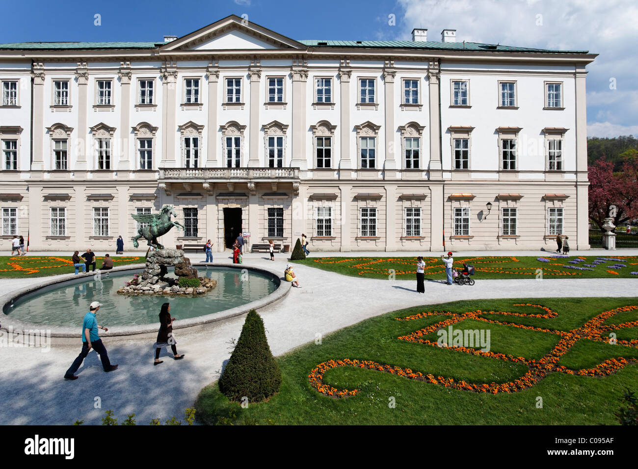 Palais Mirabell et ses jardins, Salzburg, Salzburger Land, Autriche, Europe Banque D'Images