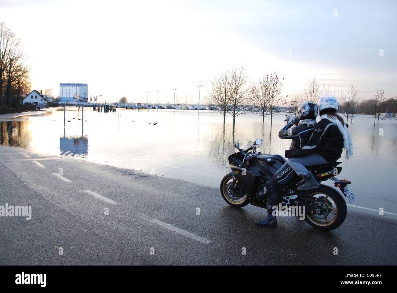 Berges inondées de Meuse Roermond Pays-Bas Banque D'Images