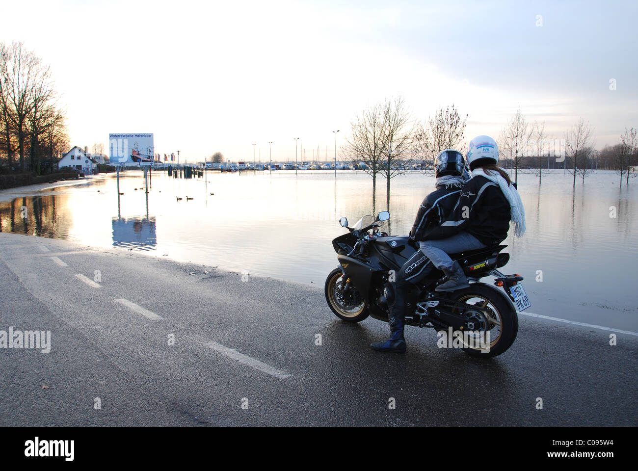 Berges inondées de Meuse Roermond Pays-Bas Banque D'Images