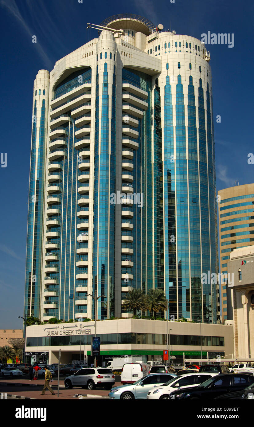 Gratte-ciel Tour de Dubaï Creek dans le district de Deira, Dubaï, Émirats arabes unis, Moyen Orient Banque D'Images