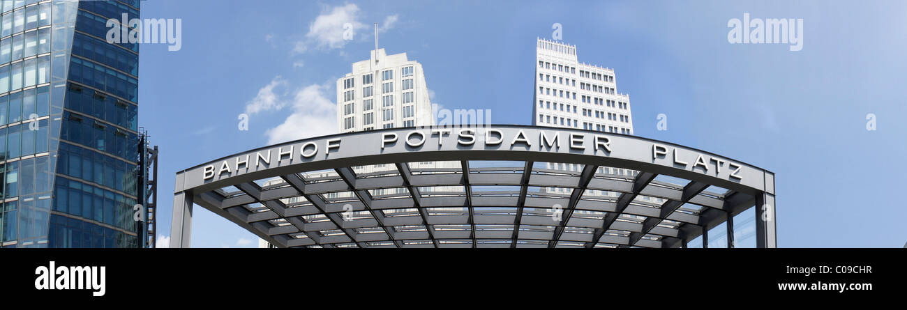 La gare de tramway et la Potsdamer Platz, Berlin, Germany, Europe Banque D'Images