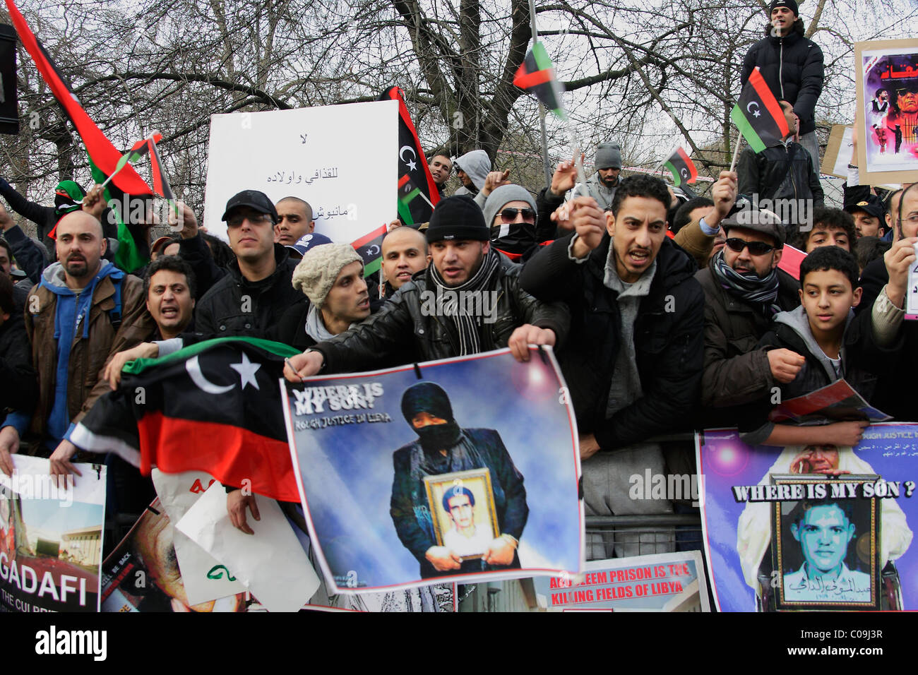 Les manifestants anti-Kadhafi regiem à Londres Banque D'Images
