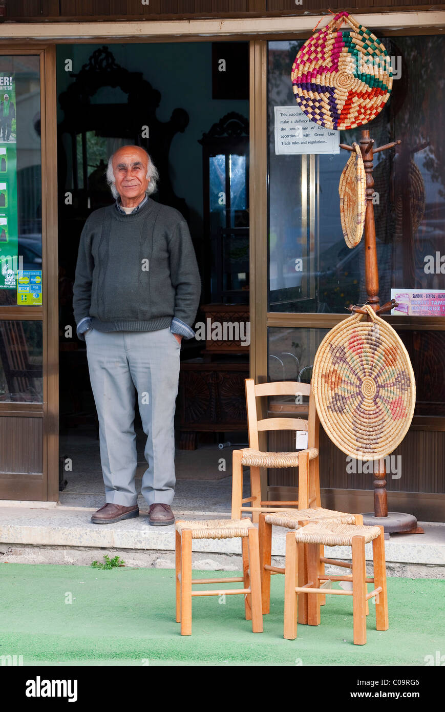 Fier propriétaire, Famagusta, Chypre du Nord, turque, Chypre et l'Europe du Sud Banque D'Images