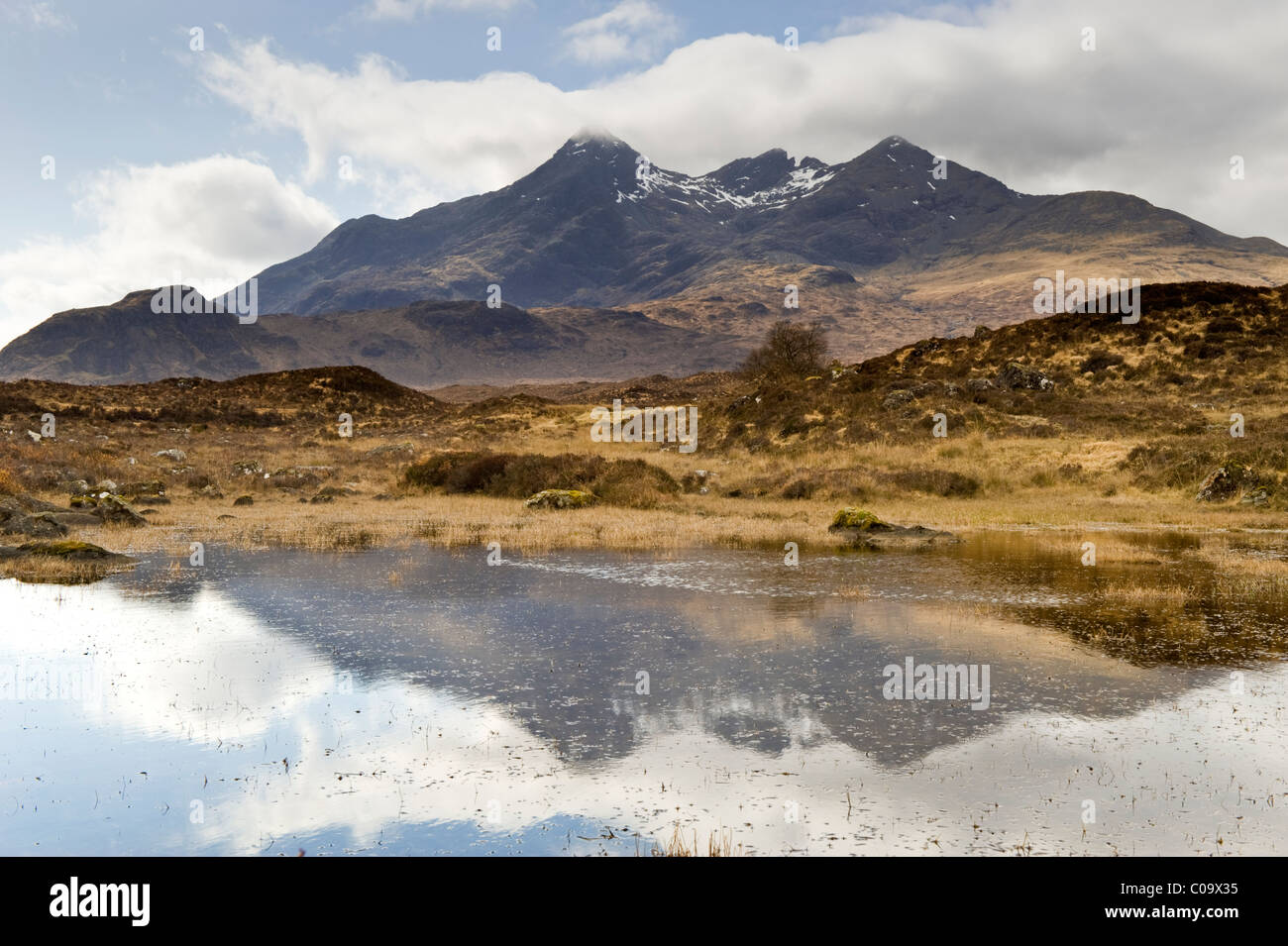 La Black Cuillin Hills de Sligachan Sligachan,, île de Skye, Hébrides intérieures, Ecosse, Royaume-Uni Banque D'Images