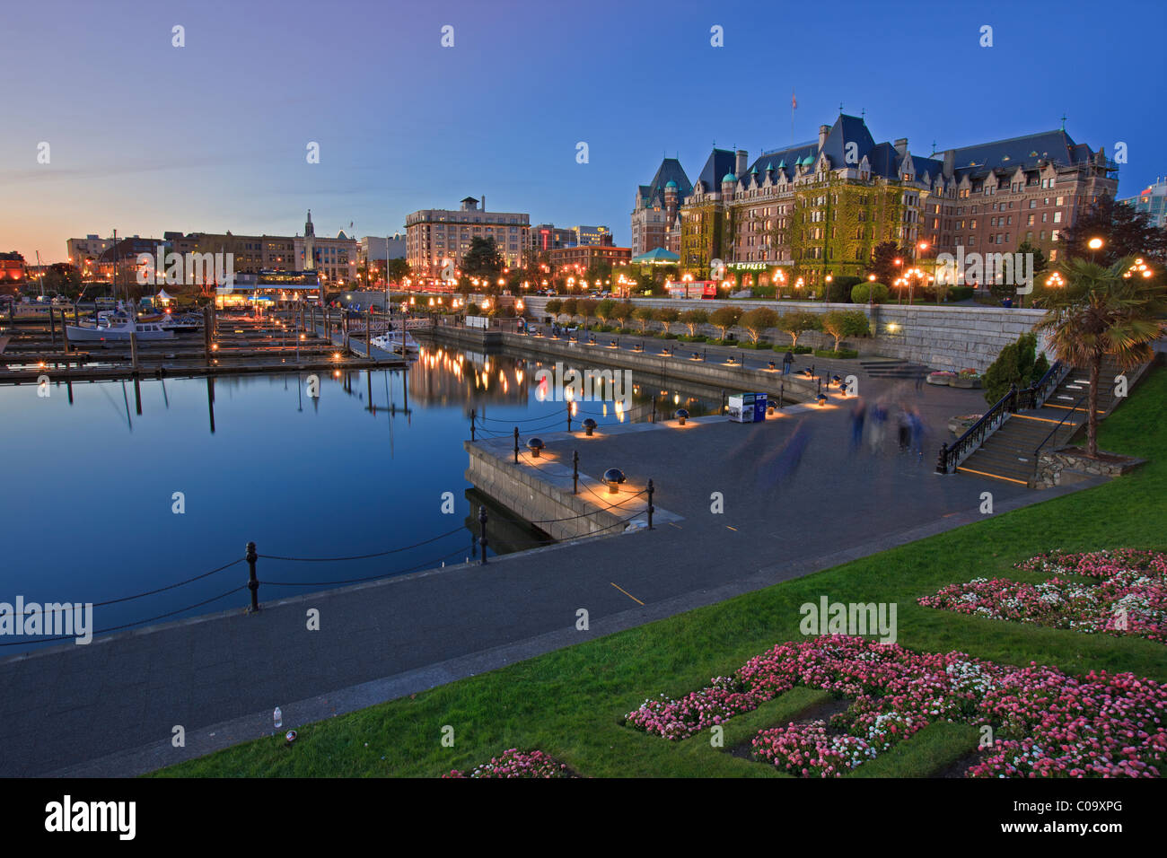 British Columbia Canada villes Ville Hôtels Fairmont Empress Hotel Harbour Port intérieur en Amérique du Nord de l'île de Vancouver Les personnes vi Banque D'Images
