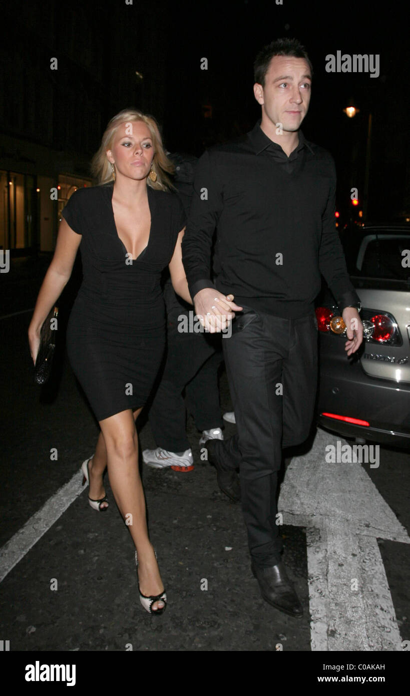 John Terry et Toni Poole, la Chambre Blanche fundraiser à Flawless & Co. dans l'aide de la charité du Guatemala l'éducation pour les enfants Banque D'Images