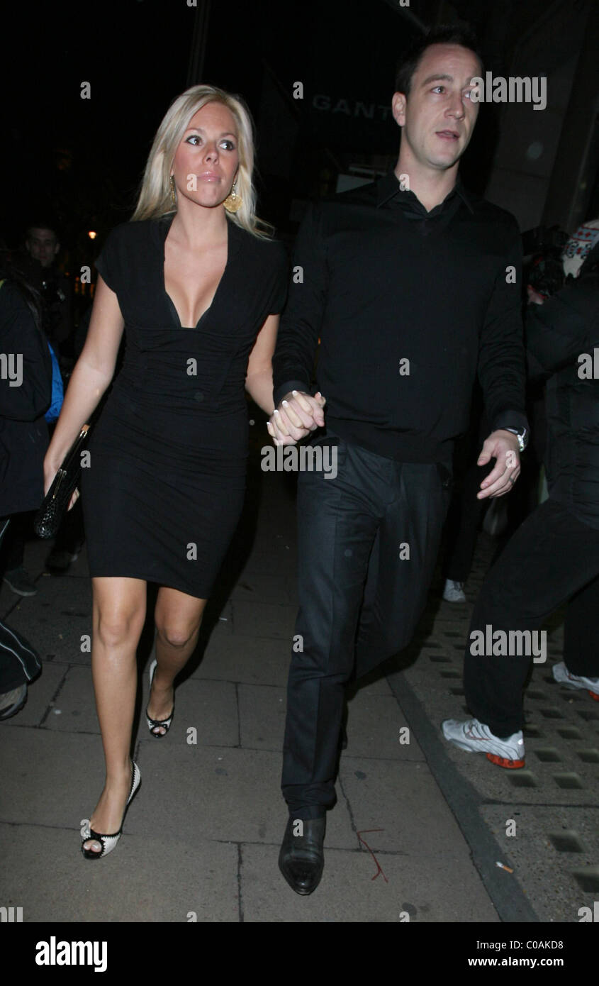 John Terry et Toni Poole, la Chambre Blanche fundraiser à Flawless & Co. dans l'aide de la charité du Guatemala l'éducation pour les enfants Banque D'Images