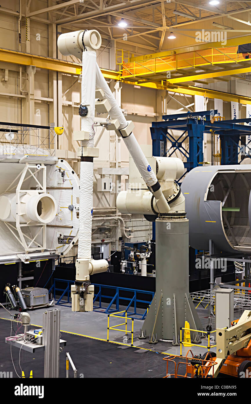 Bras du robot dans l'espace de formation et d'installation de véhicule maquette NASA Space Center Houston Texas USA Banque D'Images
