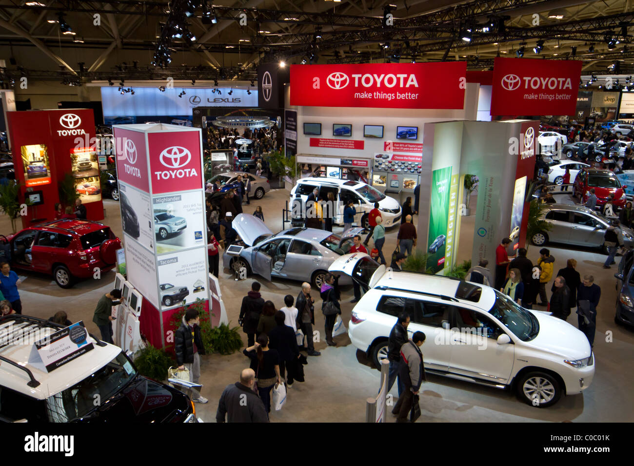 Stand d'exposition de voiture Toyota Banque D'Images