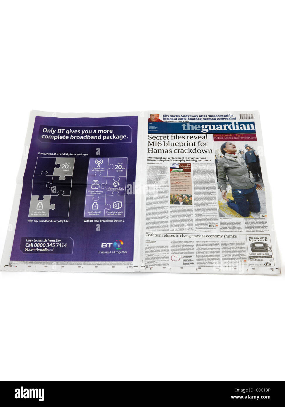 Le journal The Guardian montrant couverture (avant et arrière Banque D'Images