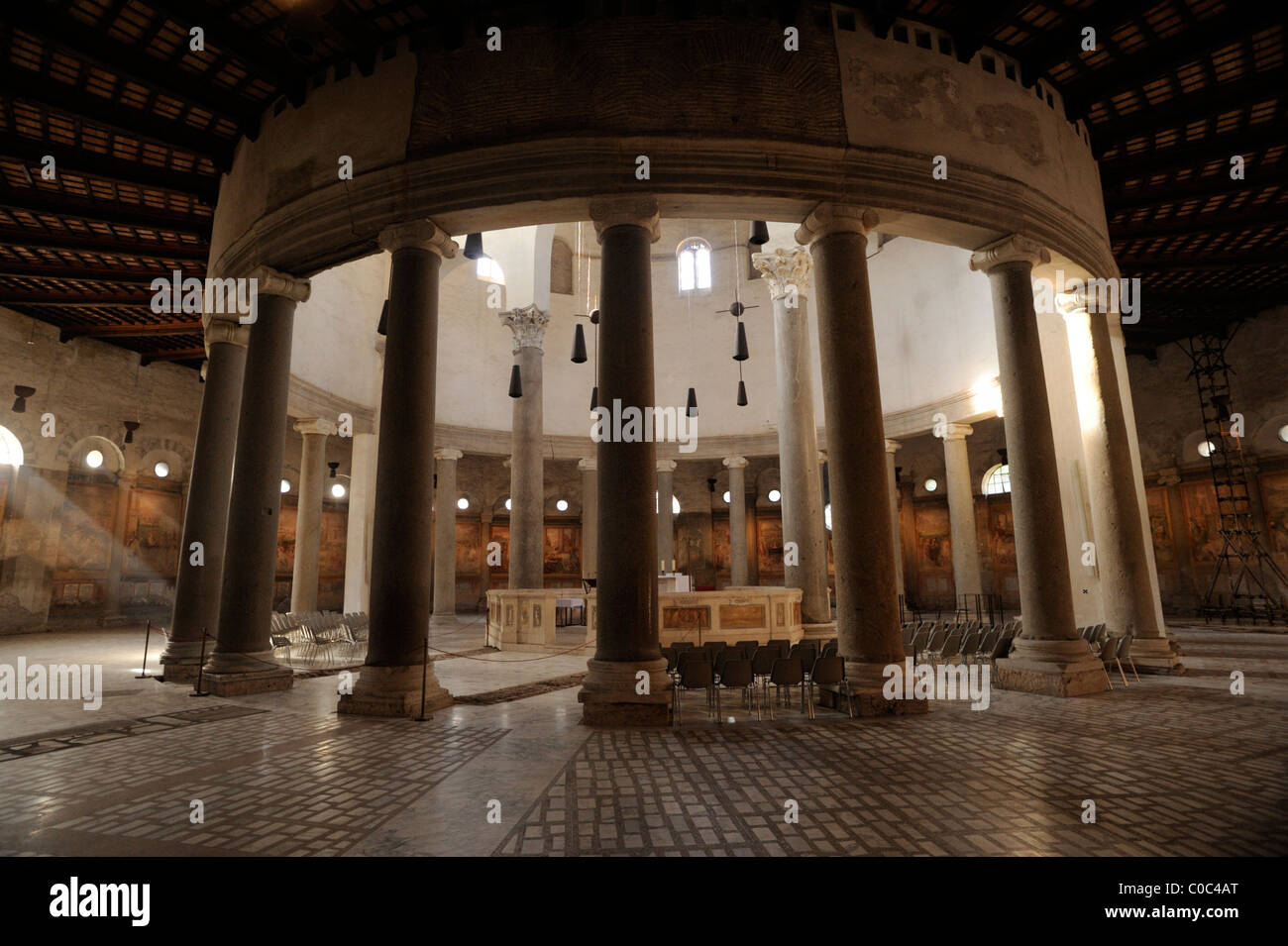 Italie, Rome, basilique de Santo Stefano Rotondo Banque D'Images