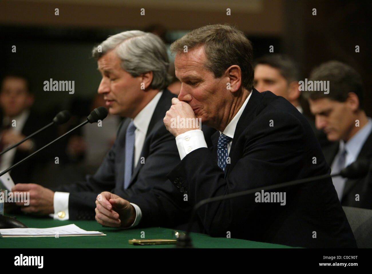 James Dimon, Alan Schwartz Le Comité sénatorial des banques et du logement et des Affaires urbaines Comité a tenu une audience sur les récents bouleversements dans le Banque D'Images