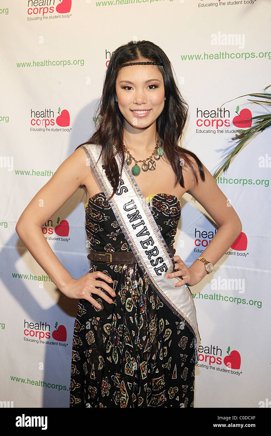 Miss Univers Riyo Mori à 'Le jardin enchanté' Black Tie Gala fantastique de bénéficier HealthCorps, tenue à l'Hammerstein Banque D'Images