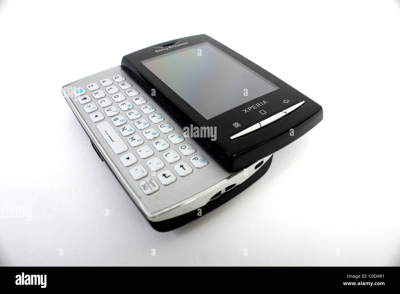 Le nouveau Xperia X10 Mini Pro par téléphone mobile Sony Ericsson. Un  téléphone pour les affaires ou le plaisir avec un clavier QWERTY coulissant  Photo Stock - Alamy