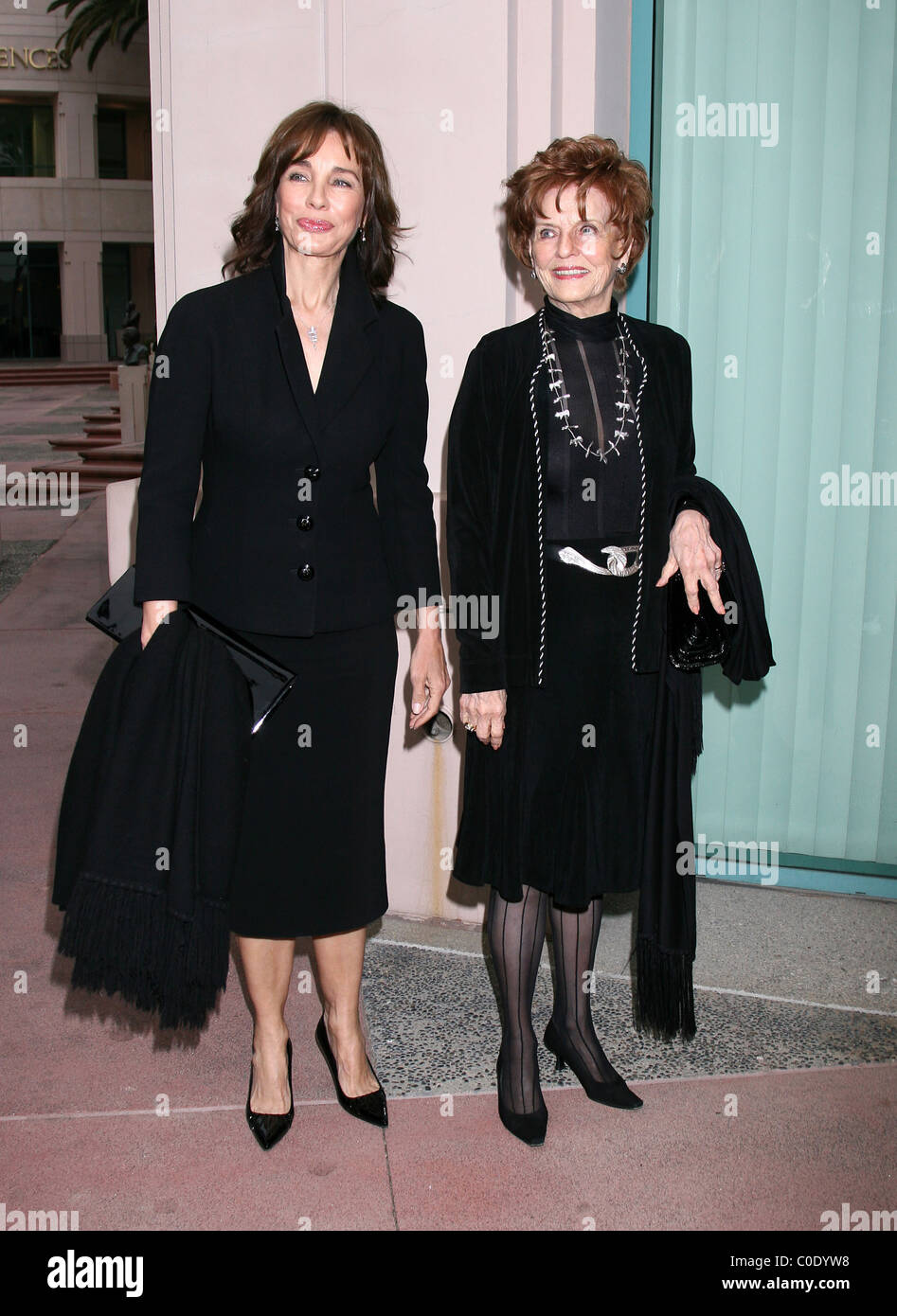 Anne Archer et sa mère Marjorie Lord Academy de plat présente "un
