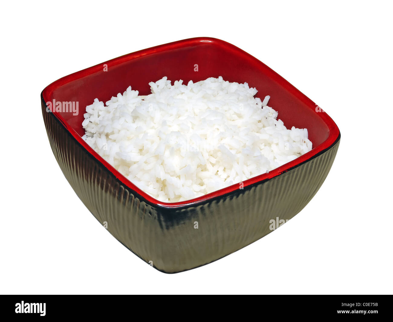 Noir et rouge bol avec du riz blanc cuit isolated on white Banque D'Images