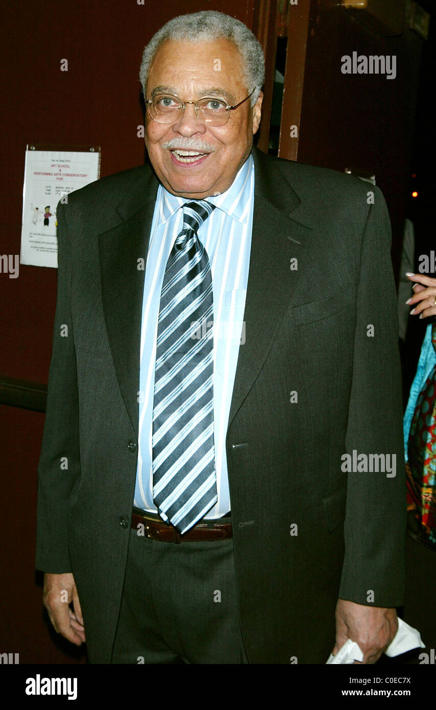 James Earl Jones 53e Drama Desk Awards à Fiorello H. LaGuardia High School of Music & Art and Performing Arts Salle de Concert Banque D'Images