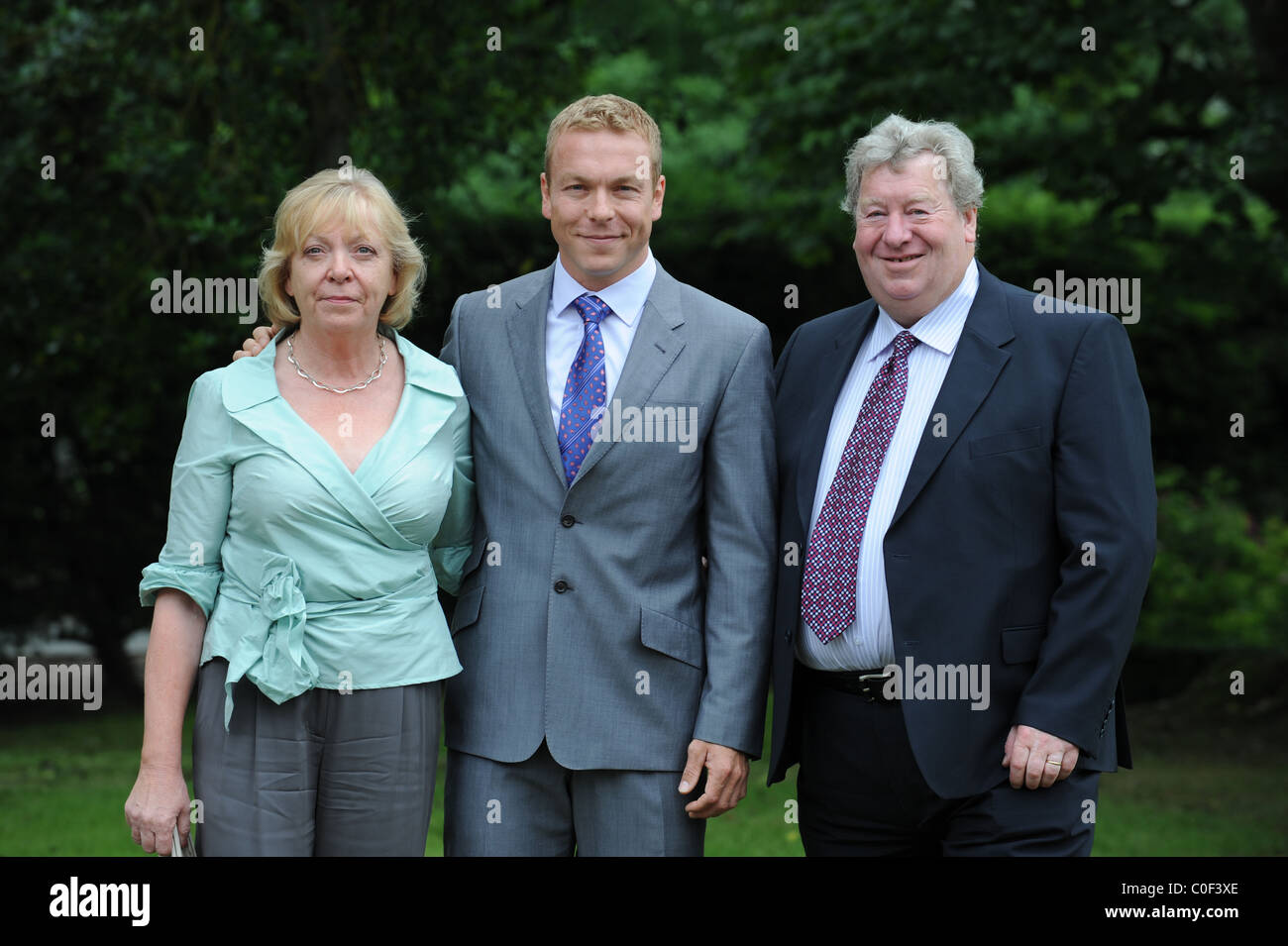 Sir Chris Hoy avec Maman Carol (droite) Père David (à gauche) Banque D'Images