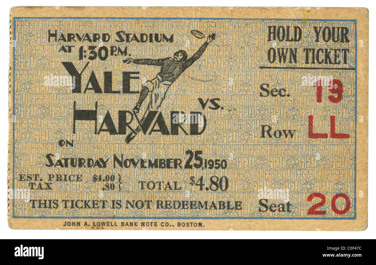 1950 Yale et Harvard talon de billet de football. Joué à Harvard Stadium à Cambridge, MA. Banque D'Images