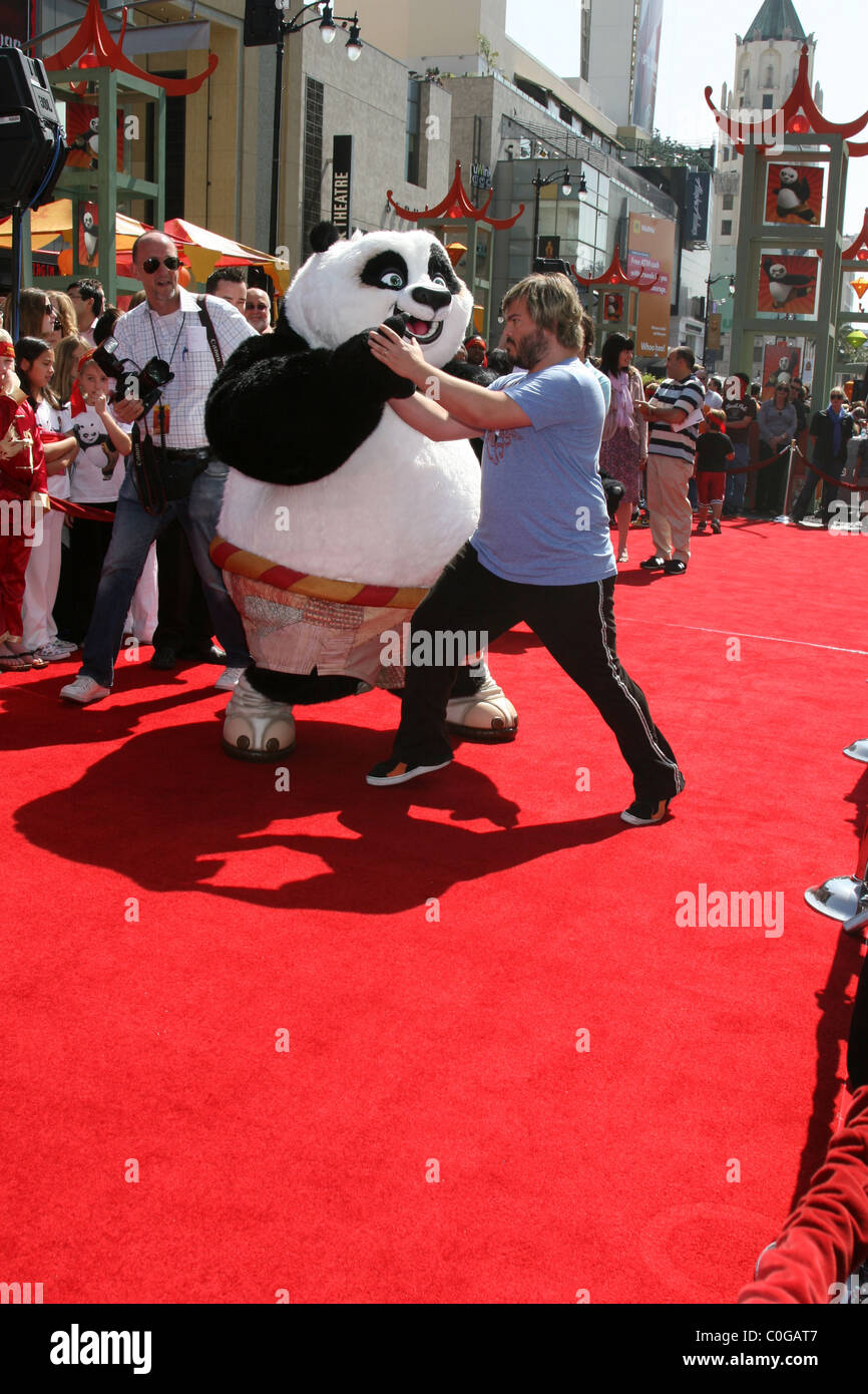 Jack Black & Kung Fu Panda 'po' Kung Fu Panda LA PREMIERE Grauman's Chinese Theatre de Los Angeles, CA - 01.06.08 Banque D'Images