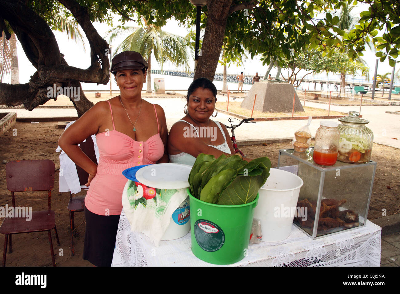 Les vendeurs de rue de Puntarenas, Costa Rica. Banque D'Images