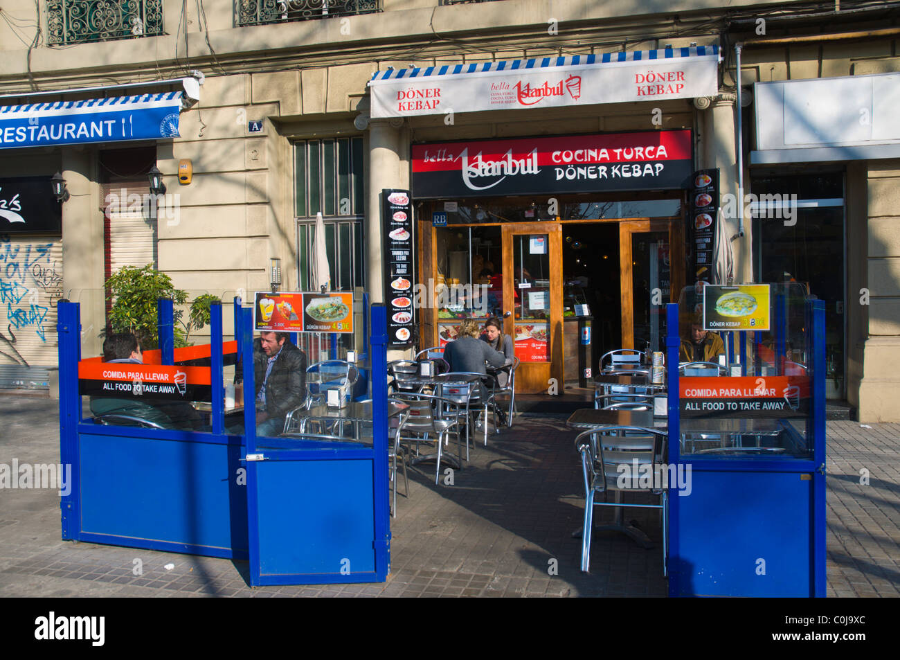 Istanbul döner kebap restaurant le long du Passeig de la rue Calle Vidal i de quartier de Barceloneta Barcelona Catalunya Espagne Europe Banque D'Images