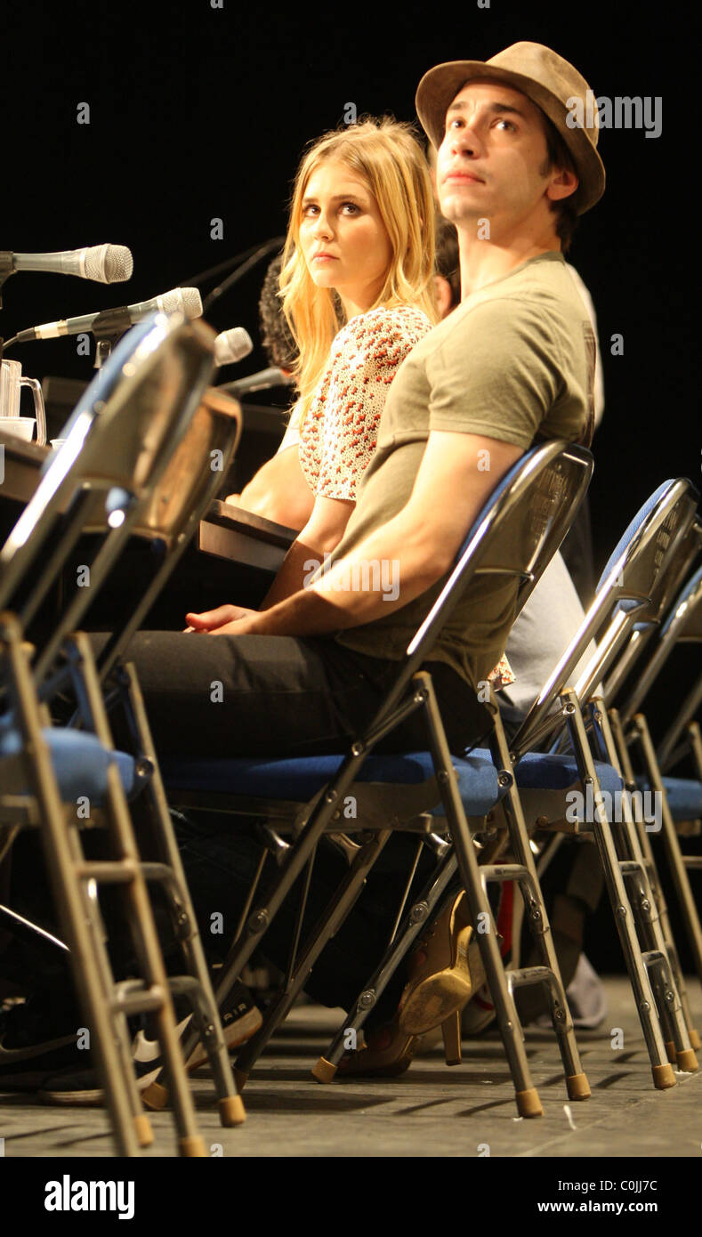 Justin Long et Alison Lohman semblent près, car ils favorisent leur nouveau film 'drag-moi de l'enfer' à Comic Con au San Diego Banque D'Images