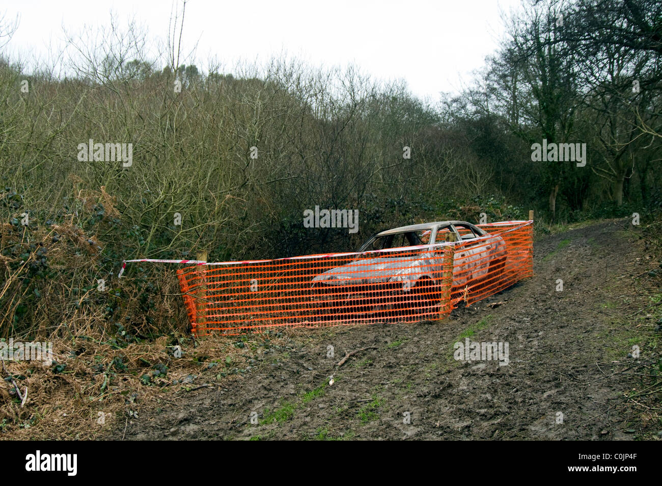 Brûlé, voiture abandonnée Banque D'Images