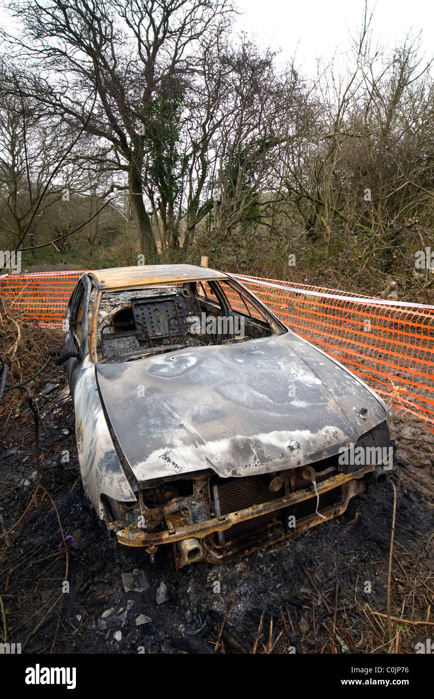 Brûlé, voiture abandonnée Banque D'Images