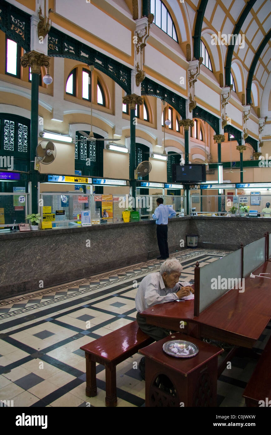 L'intérieur de la General Post Office Français à Saigon (Ho Chi Minh Ville, Vietnam) Banque D'Images
