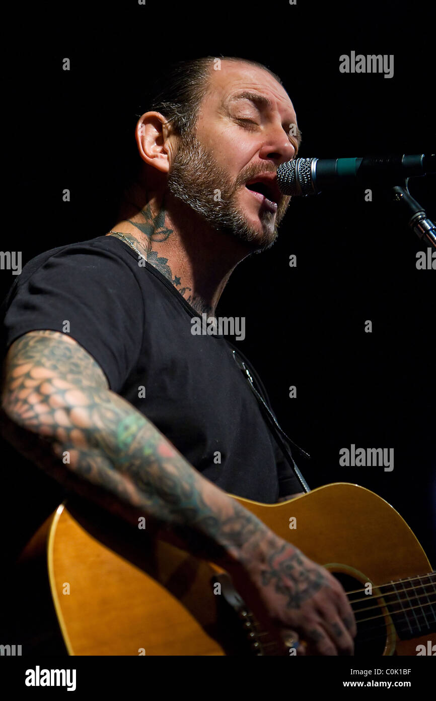 Social Distortion rock band performing live in concert Banque D'Images